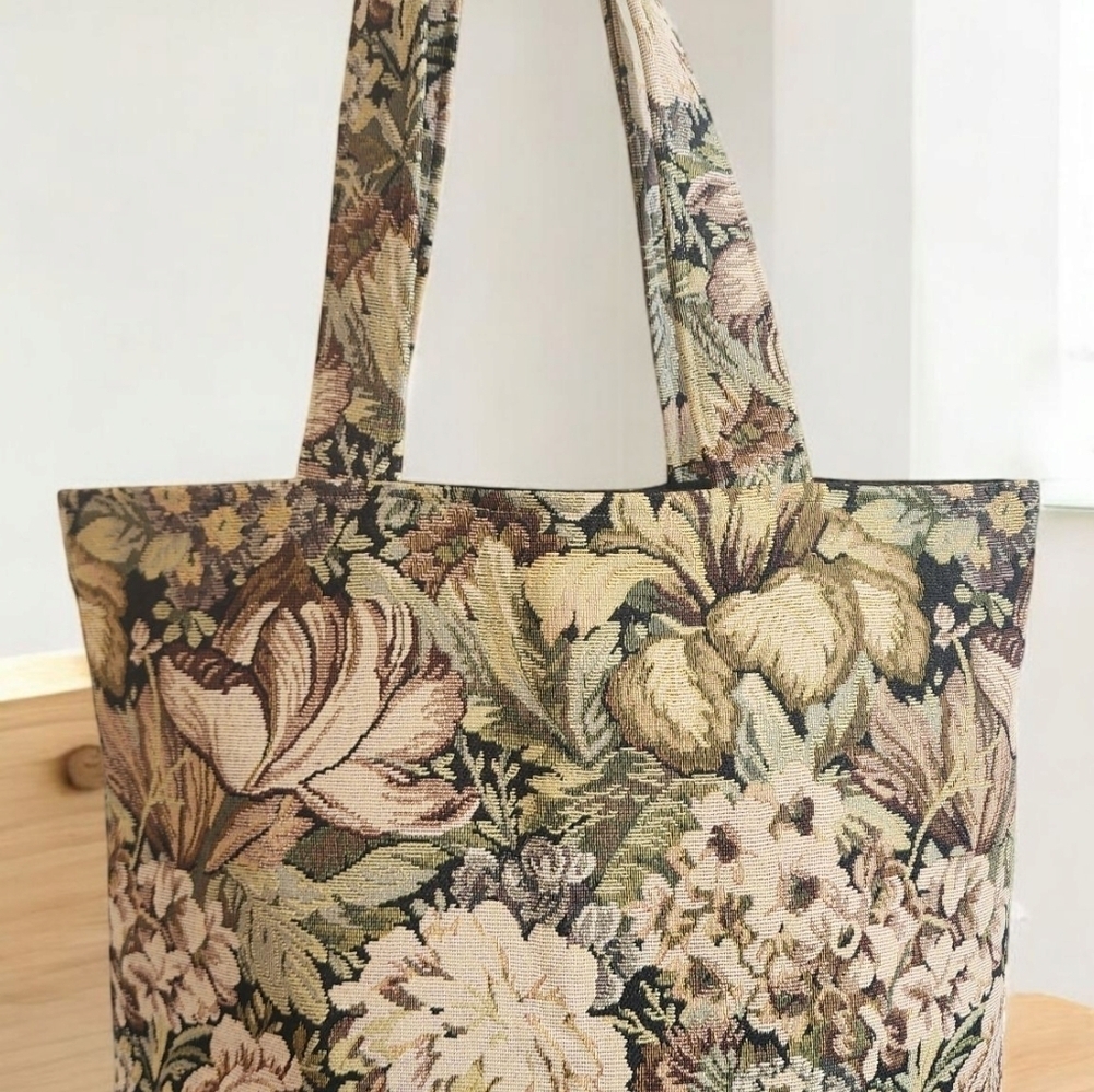 Sample Totebag - Picture 3 of 3